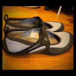Merrell Water Shoes EUC 8